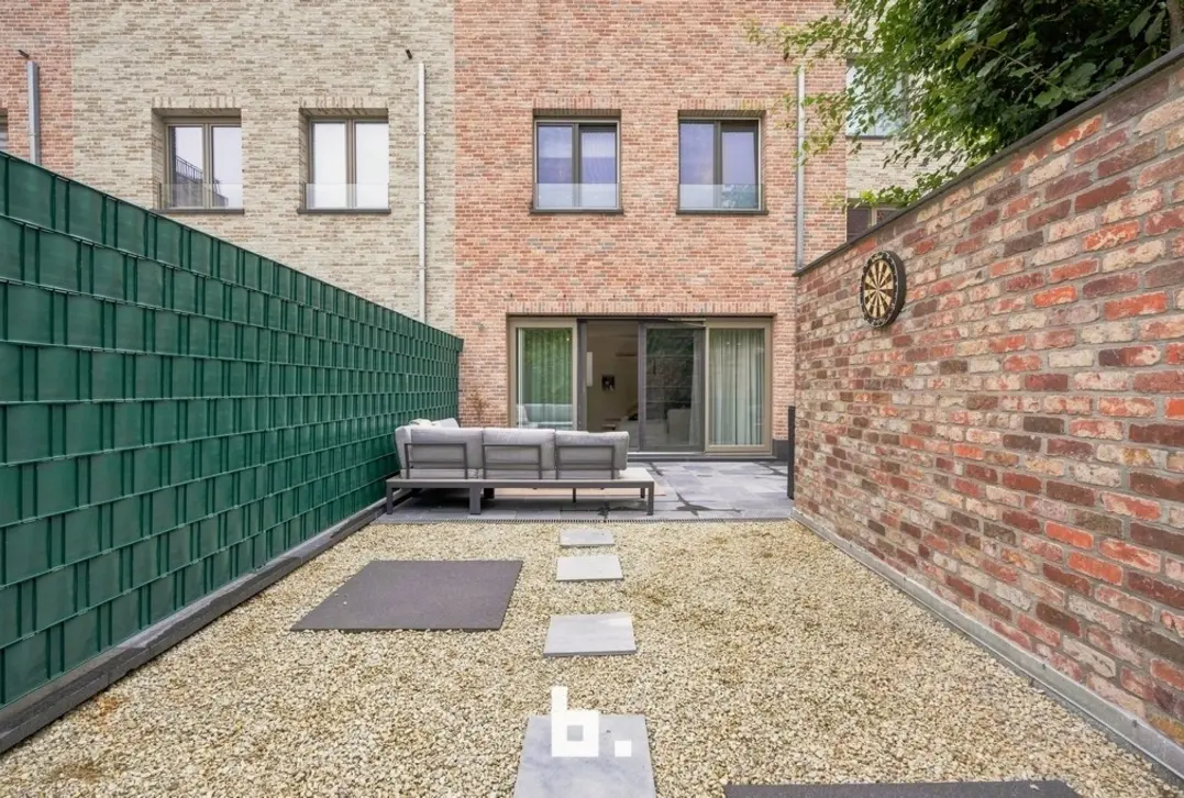 Moderne, ruime én recente stadswoning nabij het centrum - Roeselare
