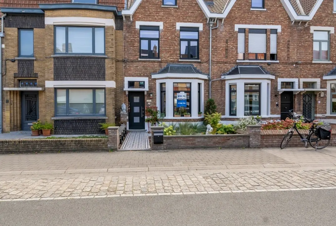 Pure klasse, tijdloze elegantie en absolute woonkwaliteit op één van de meest exclusieve residentiële locaties van Brugge! - Brugge