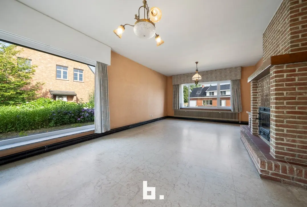 Karaktervolle laagbouwvilla op een perceel van 1.710 m² – Toplocatie in Oedelem - Oedelem