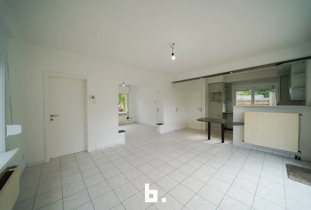 Lichtrijke, instapklare woning met garage op toplocatie - Sint-Michiels