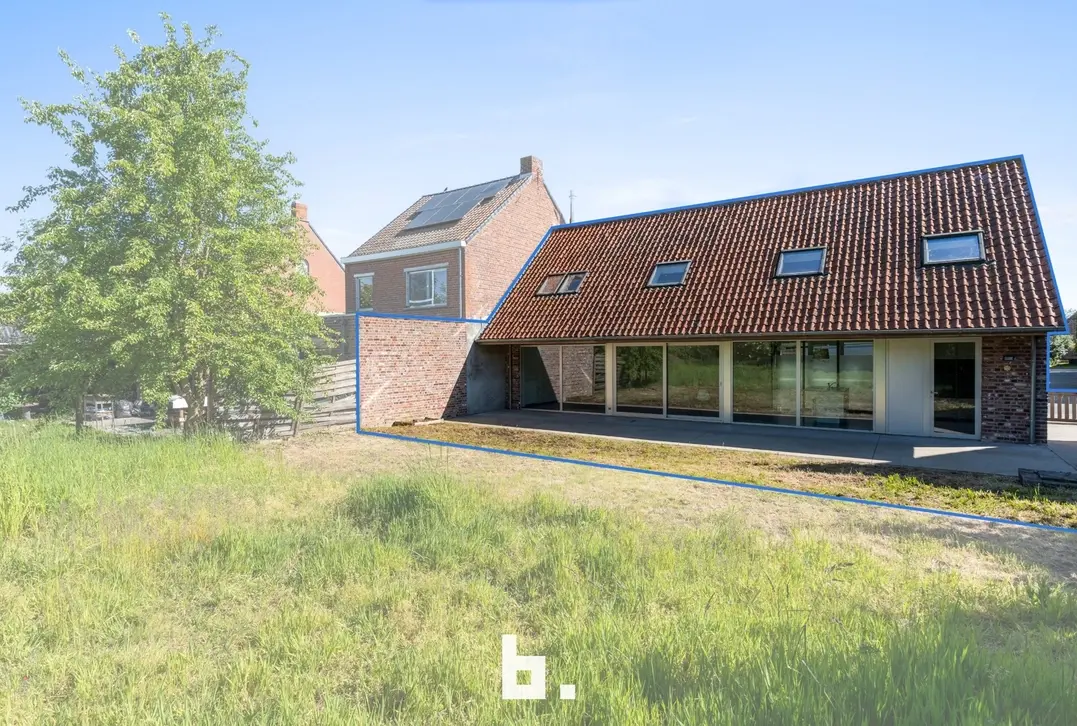 Instapklare gezinswoning met 3 slaapkamers, zonnige tuintje te Vleteren - Vleteren