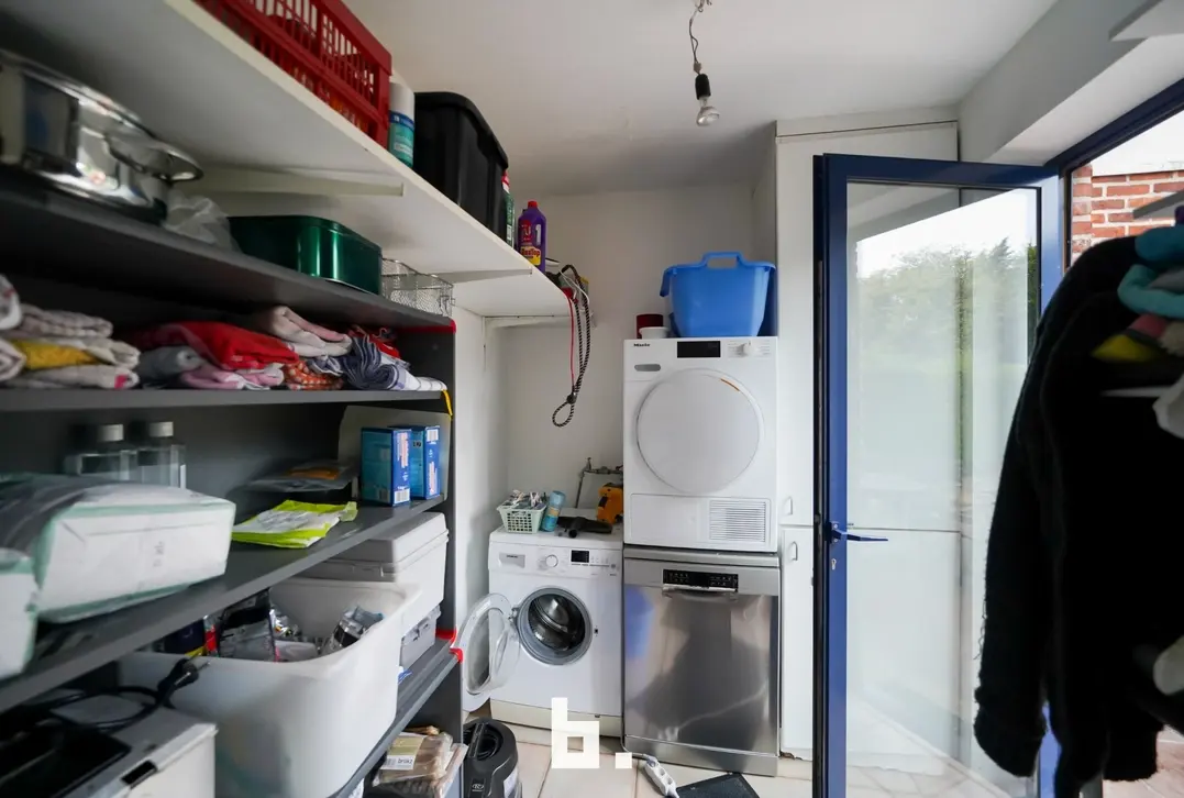 Halfopen woning op een zeer leuke ligging! - Sint-Andries