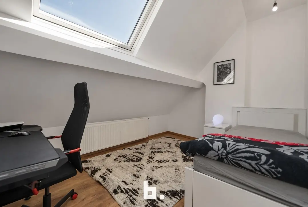 Ruime gezinswoning met 5 slaapkamers op een rustige topligging nabij het centrum van Oostende - Oostende