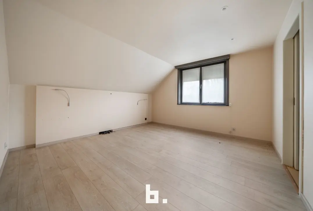 Landelijk gelegen woning op groot perceel met veel privacy - Zedelgem