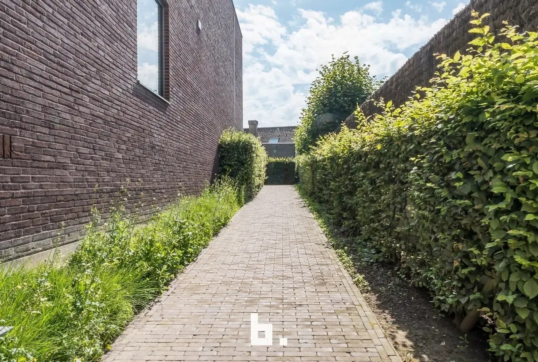 Ruim en energiezuinig nieuwbouwappartement met terras en dubbele autostaanplaats! - Moorslede