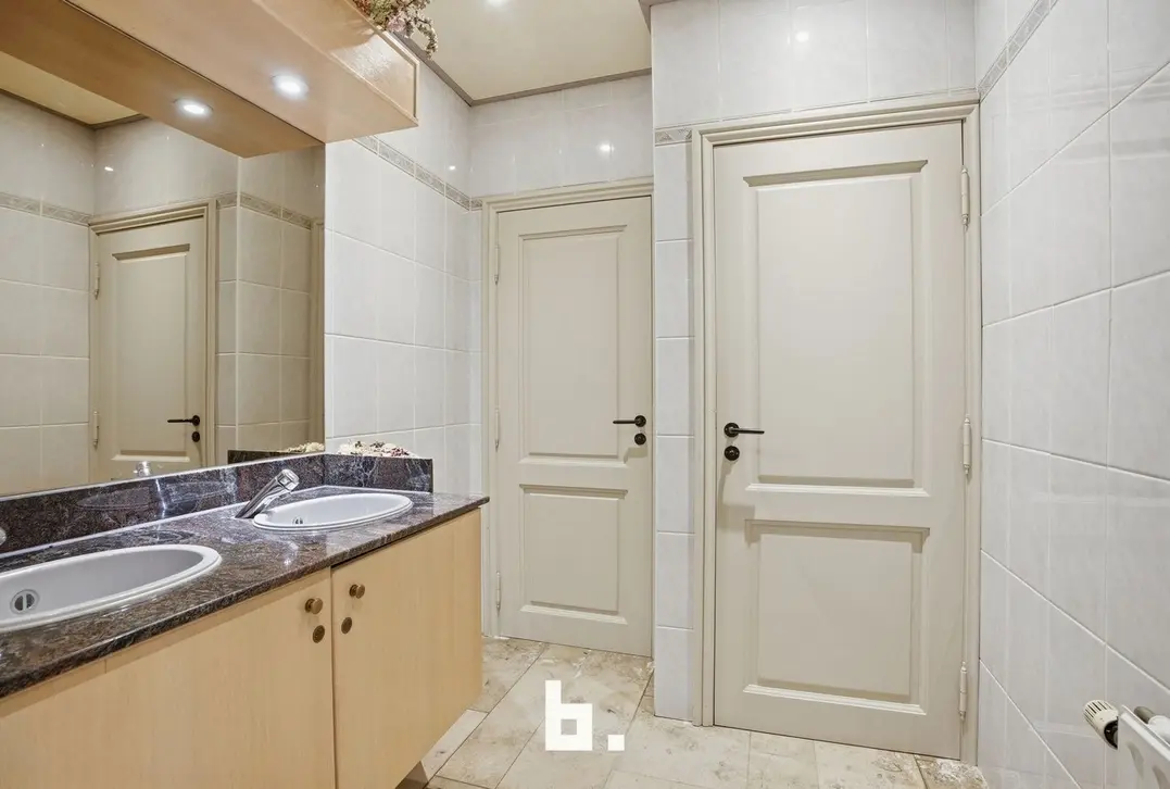 Handelspand met woonst op toplocatie - Moorslede