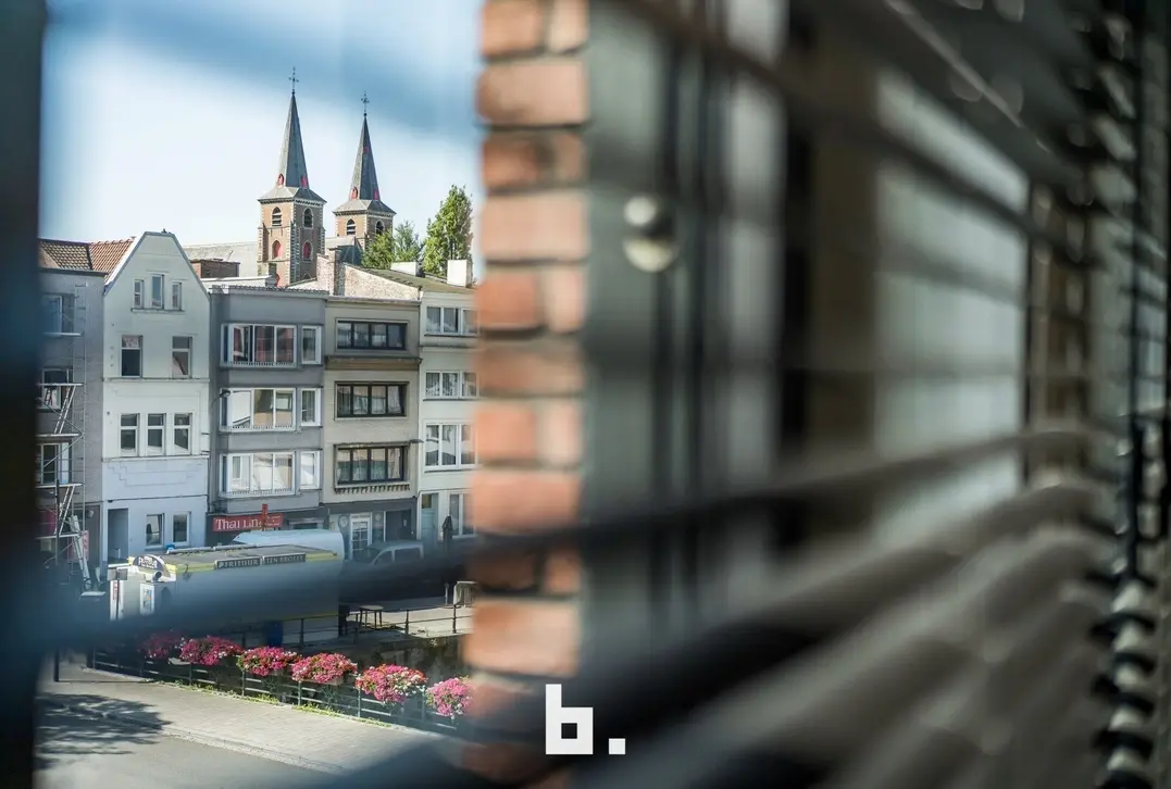 Subliem bemeubeld appartement met zicht op de Leie - Kortrijk