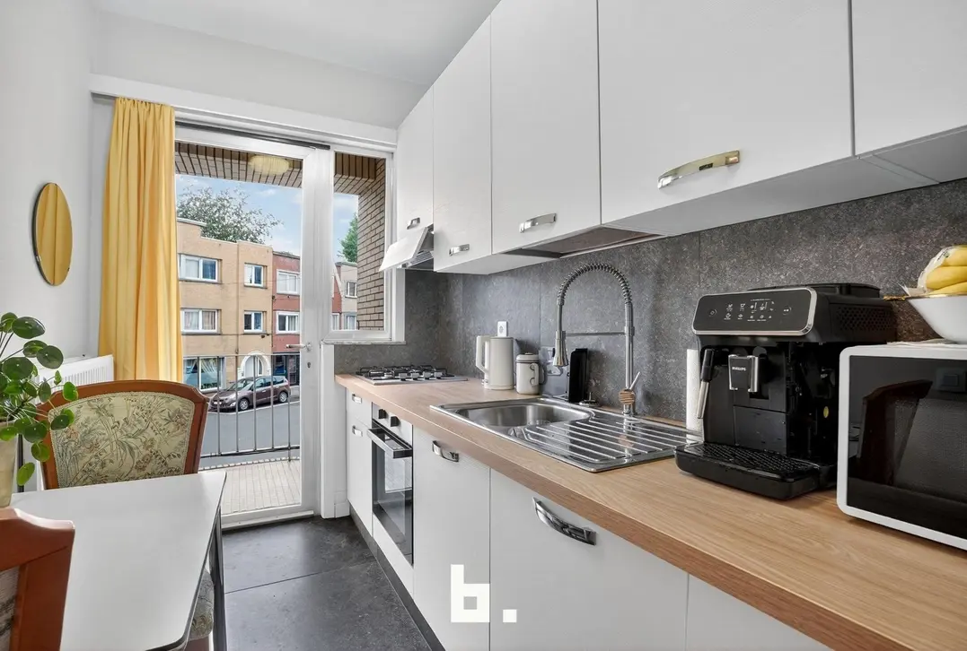 Verzorgd appartement met twee slaapkamers in hartje Roeselare! - Roeselare