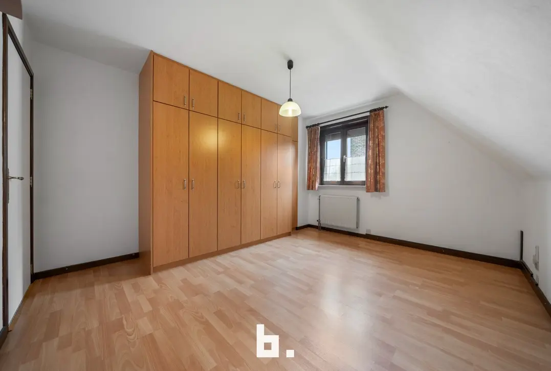 Halfopen bebouwing met 3 slaapkamers en garage op Topligging! - Sint-Andries