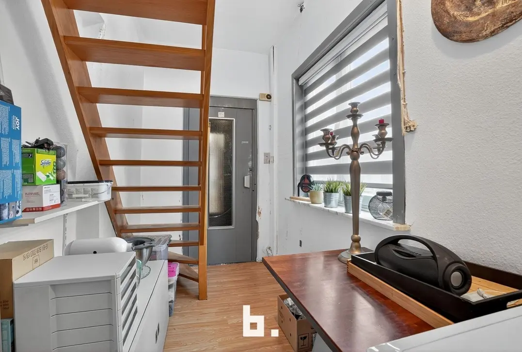 Tophorecazaak met woonst te koop op absolute A-locatie te Diksmuide - Diksmuide