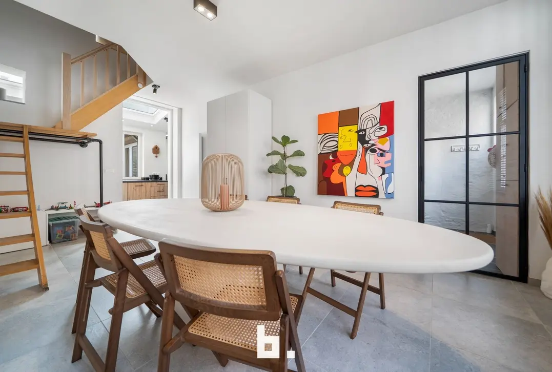 stadswoning met eigentijdse stijl 3 volwaardige slaapkamers  - Brugge