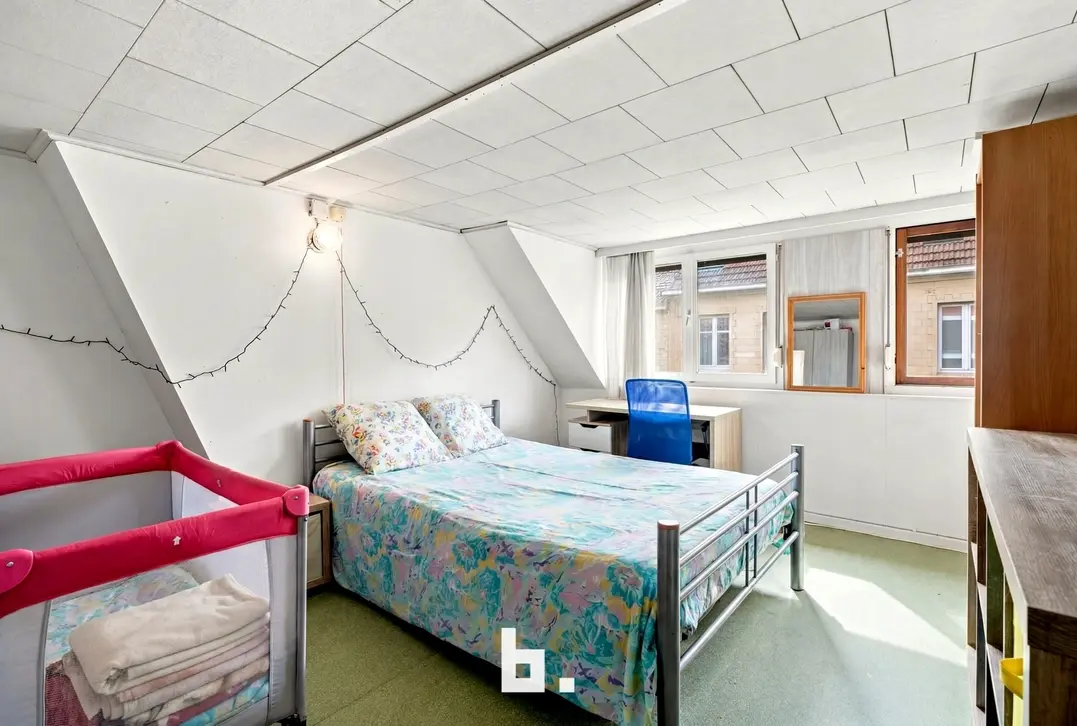 Ruime gezinswoning met 4 slaapkamers en zonnige tuin in hartje Zarren - Kortemark