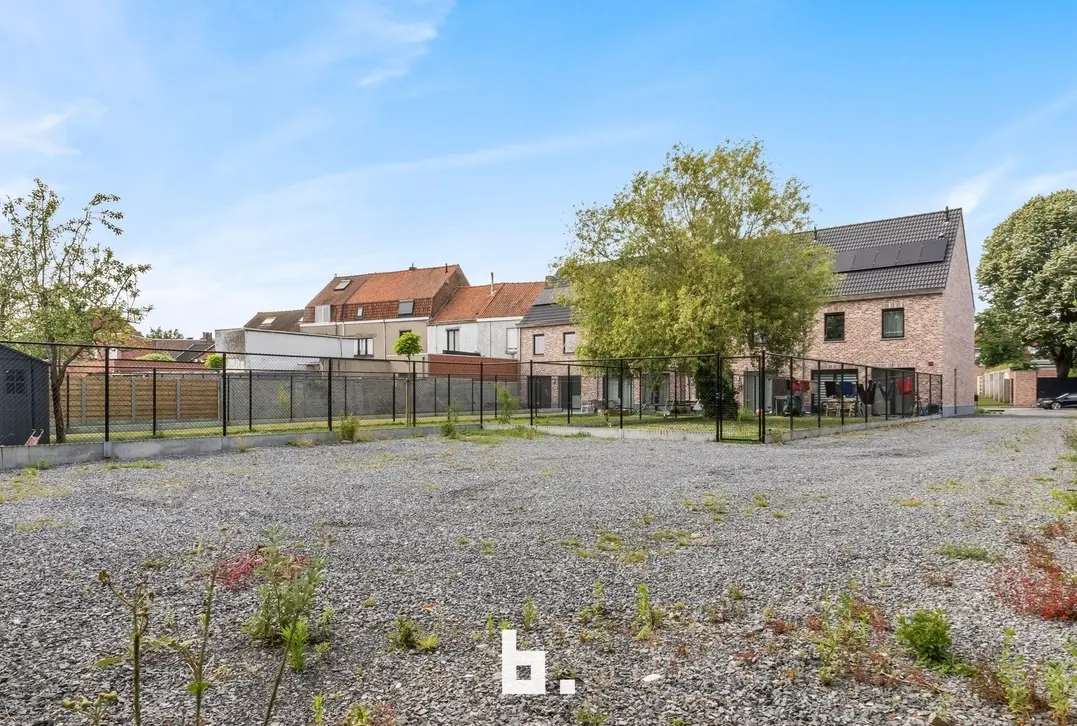 Nieuwbouwwoning in pastorijstijl nabij het centrum - Kortrijk