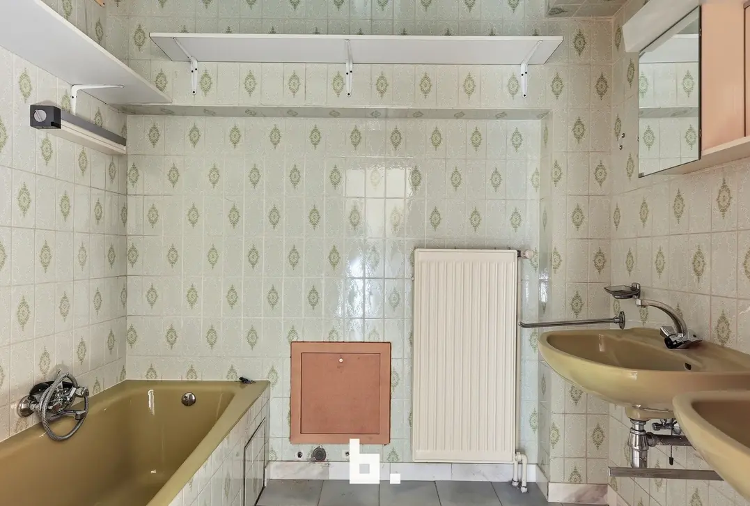 Ruim 3-slaapkamer appartement  in hartje Roeselare - Roeselare