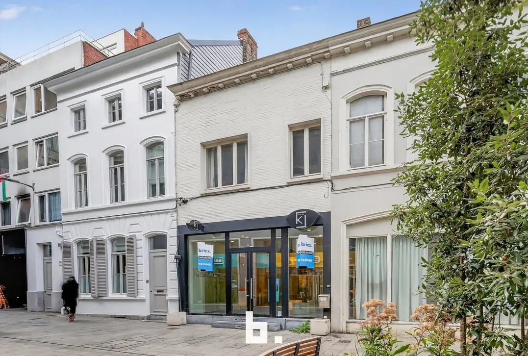 Uniek handelspand op toplocatie in Kortrijk! - Kortrijk