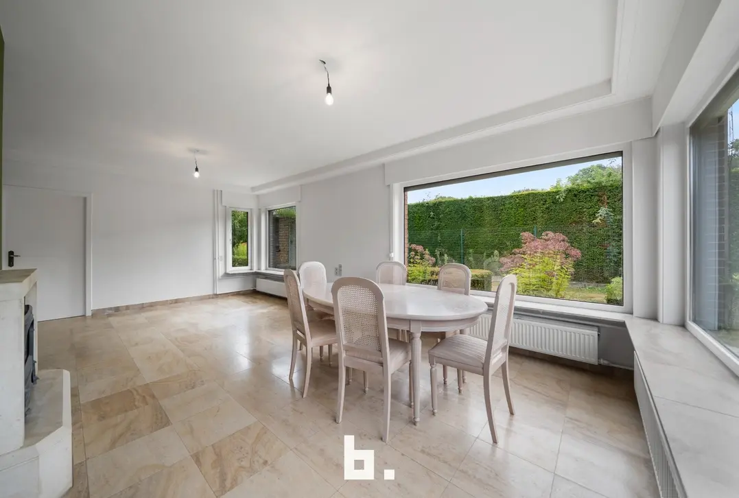 Te renoveren bungalow op schitterende ligging - Loppem