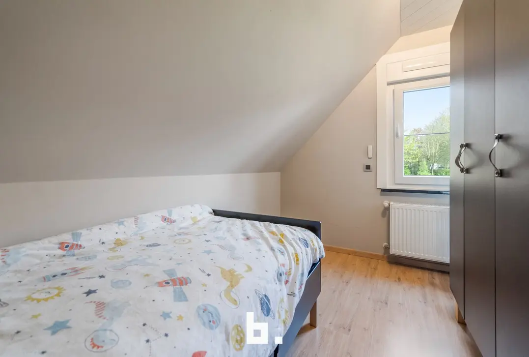 Prachtige villa met zonovergoten tuin en zwemvijver te Jabbeke! - Jabbeke