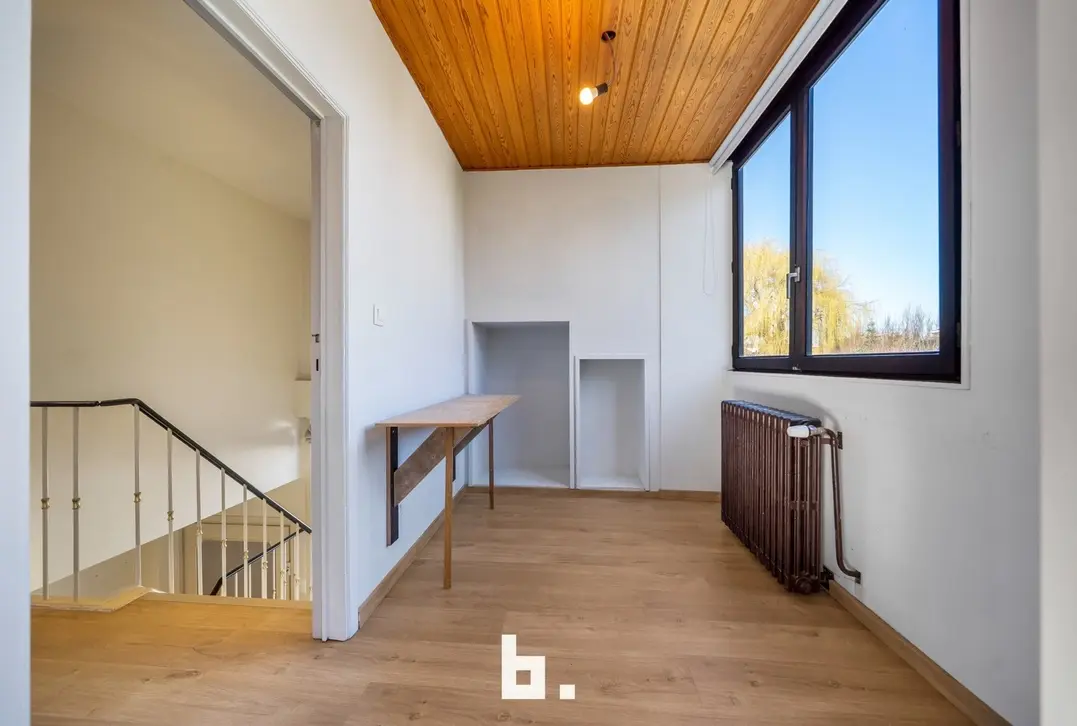 Open bebouwing met 3 slaapkamers en garage op uitstekende ligging - Sint-Andries