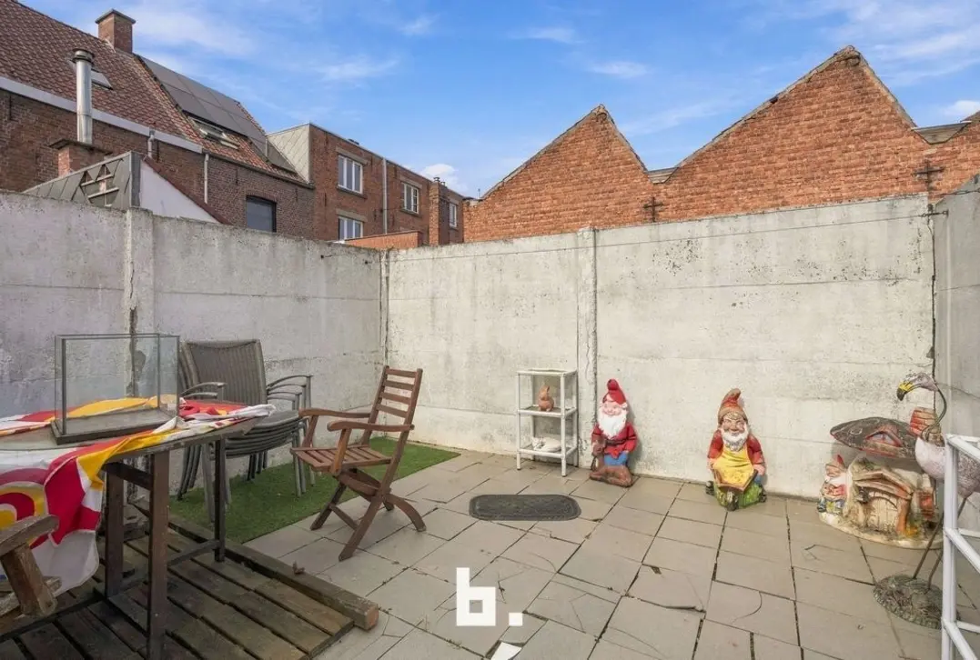 Gezellige rijwoning met garage in stadscentrum - Roeselare
