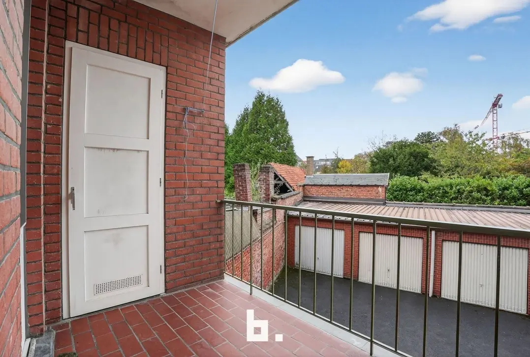 Verzorgd appartement met twee slaapkamers in hartje Roeselare! - Roeselare