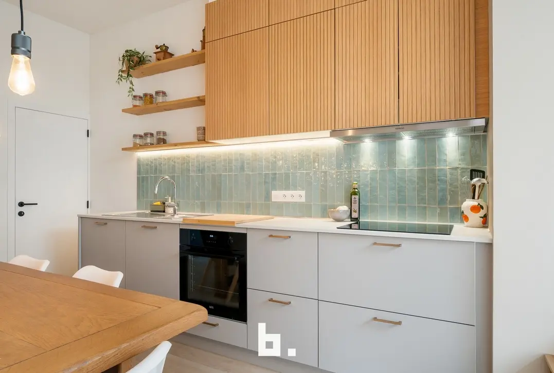 Volledig gerenoveerde woning te Kortrijk! - Kortrijk - €275.000