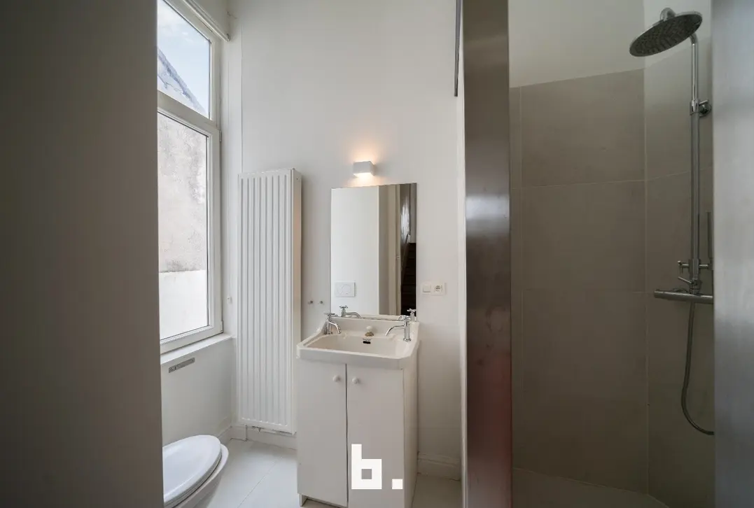 Uniek art deco herenhuis met 5 slaapkamers, 4 badkamers en 2 terrassen - Oostende