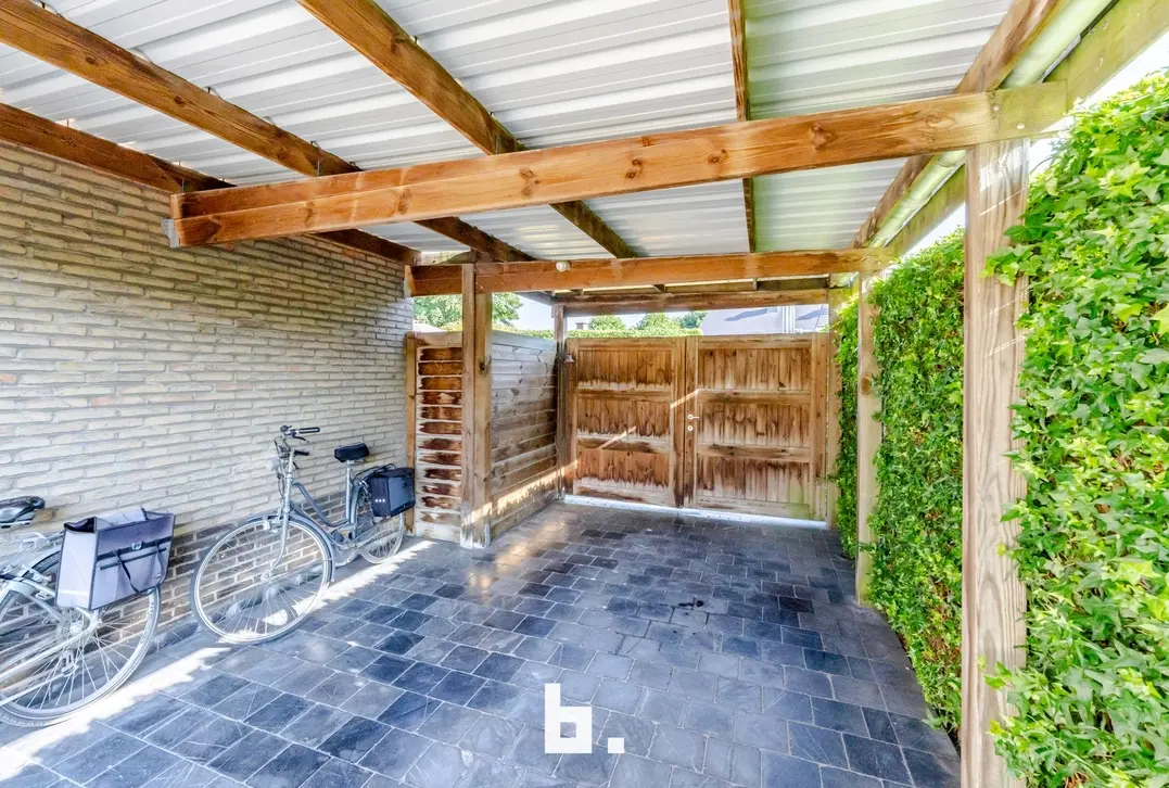 Halfopen gezinswoning in Harelbeke te koop - Harelbeke