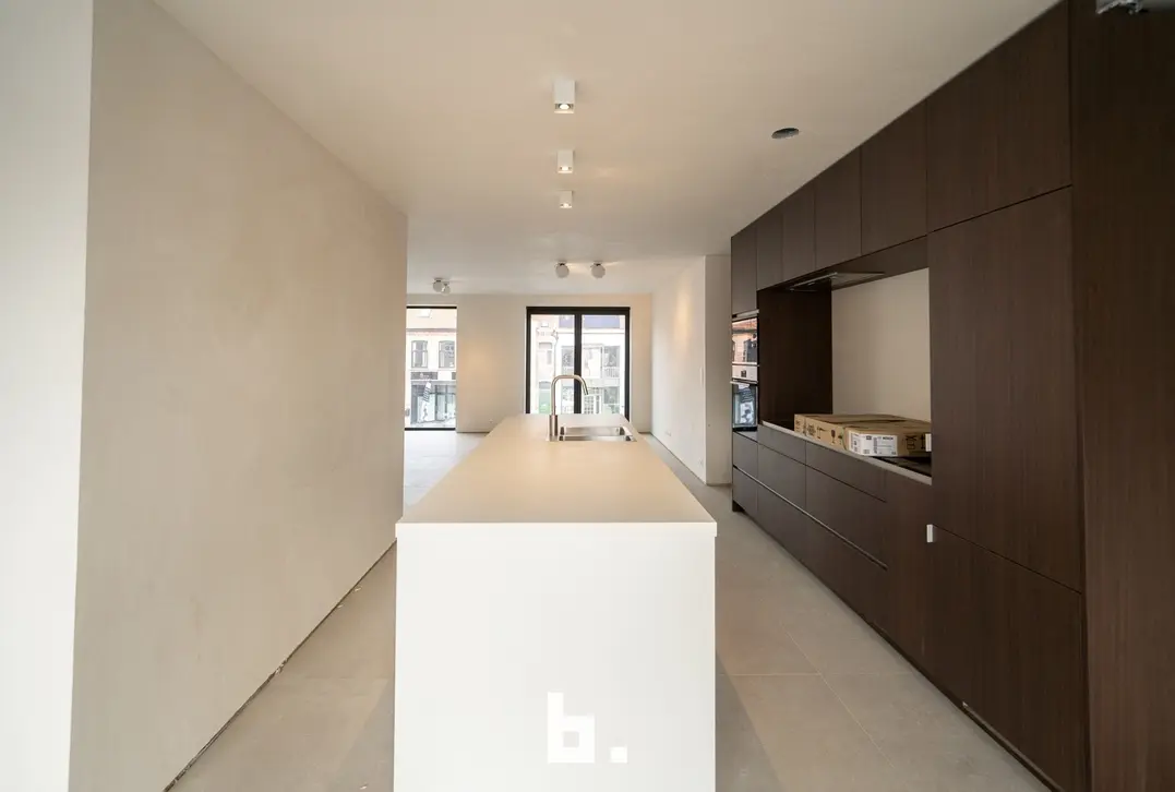 Magnifiek appartement met 2 slaapkamers, bureau en 2 terrassen - Sint-Andries