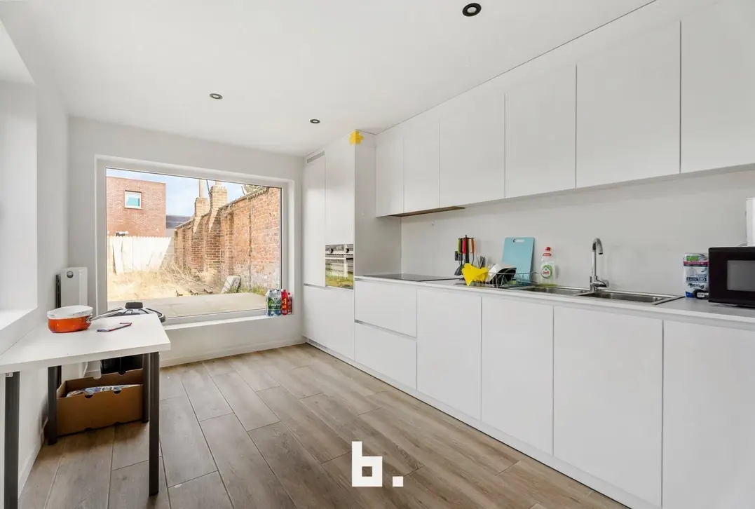 Instapklare, energiezuinige woning te koop in Roeselare – Topligging en uitstekende investering! - Roeselare