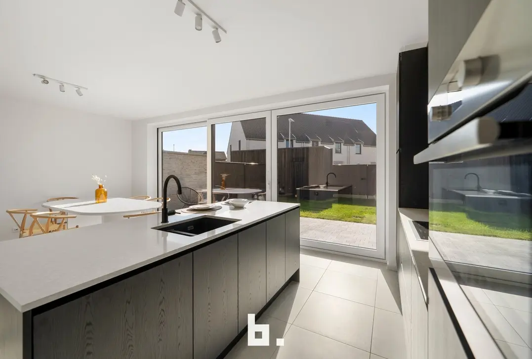 NIeuwbouwwoning in nieuwe verkaveling met top kwaliteit afwerking Deinze  - Deinze