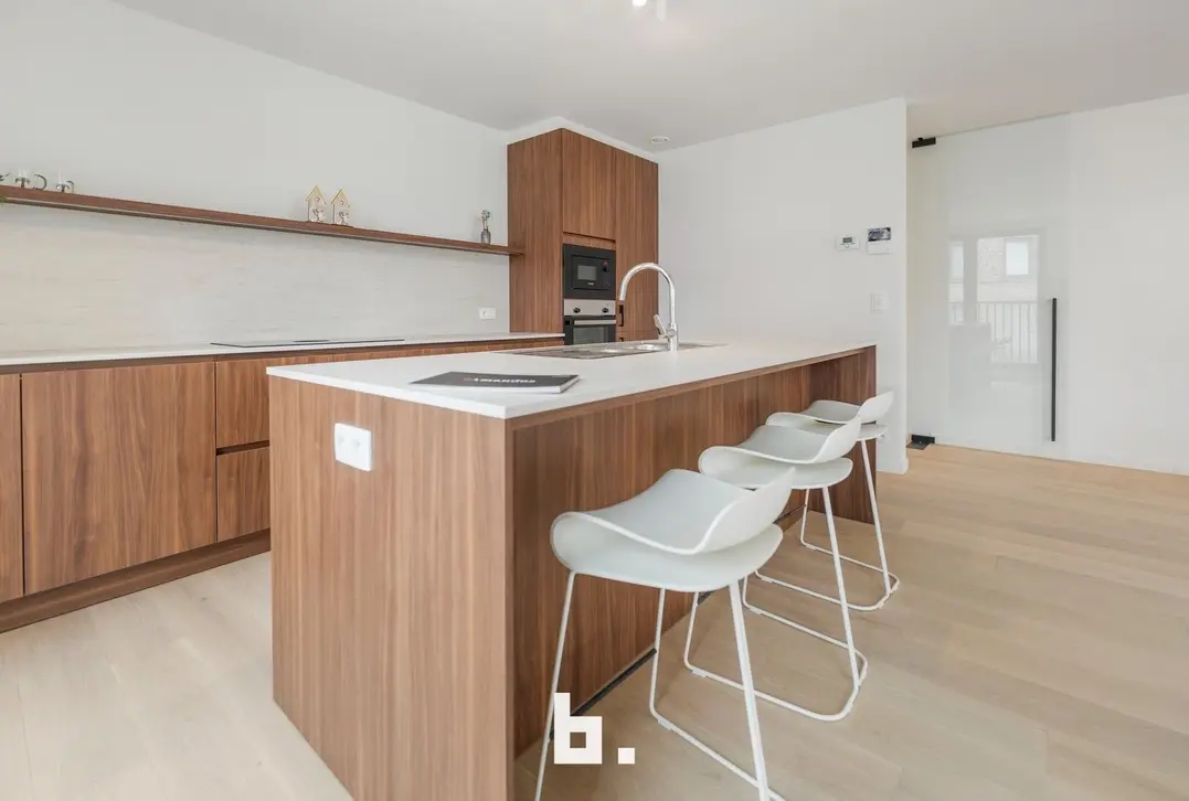 Exclusief nieuwbouwappartement met 3 slpks en 2 badkamers in Residentie Sint-Amandus-Zwevegem-€529.830