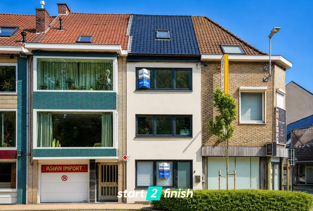 Gerenoveerde woning met 4 slaapkamers te Wevelgem! - Wevelgem - €249.000