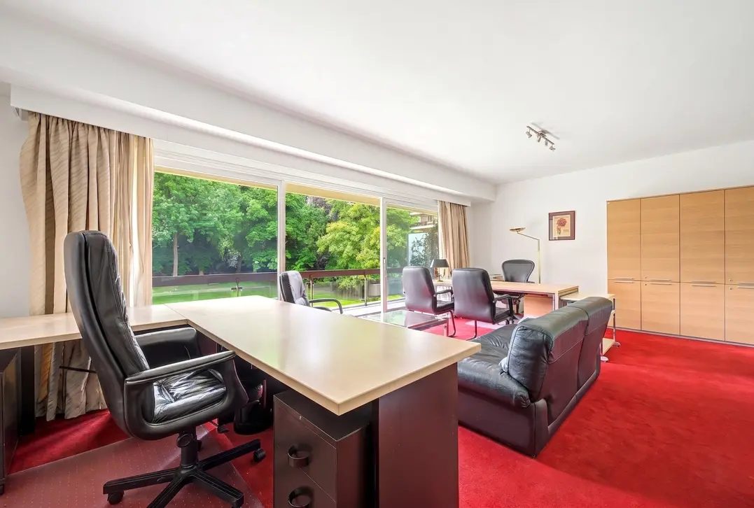 Studio met uitzonderlijk terras en parkzicht - Uccle