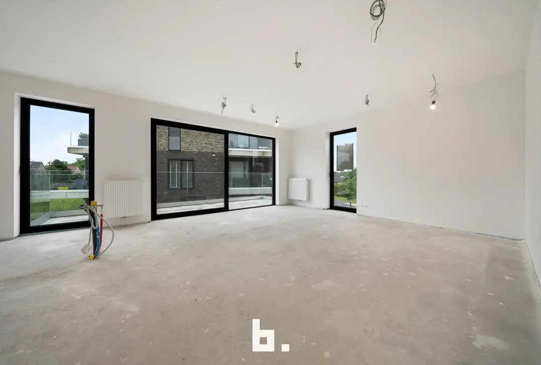 Lichtrijk appartement met 2 slaapkamers en terras - Beveren