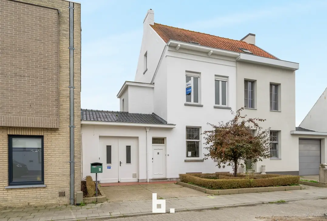 Energiezuinige gezinswoning met 3 slaapkamers en zonnige tuin te Brugge. - Brugge