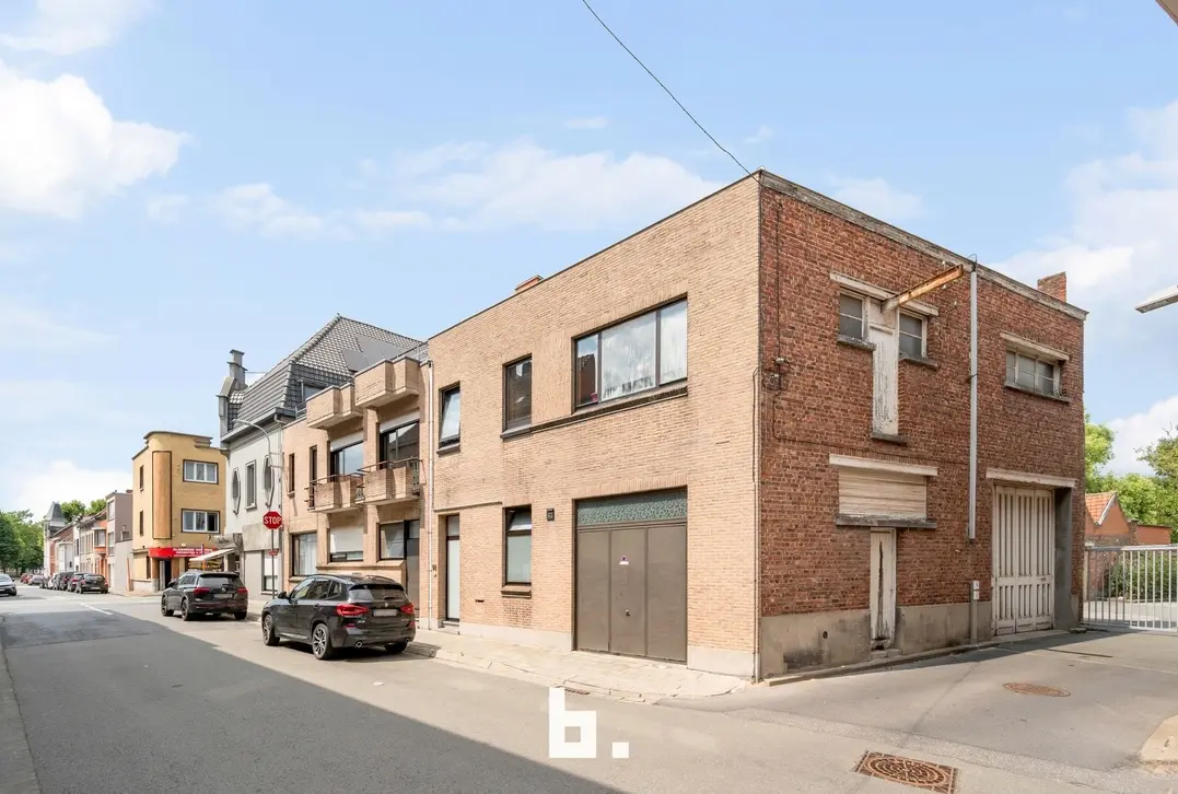 Handelshuis of investeringspand op fantastische ligging te Menen! - Menen - €315.000