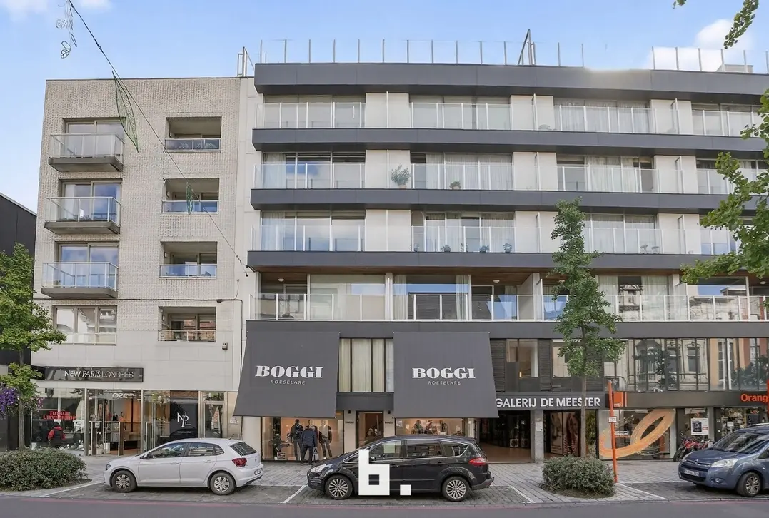 Lichtrijk en centraal wonen in hartje Roeselare - Roeselare