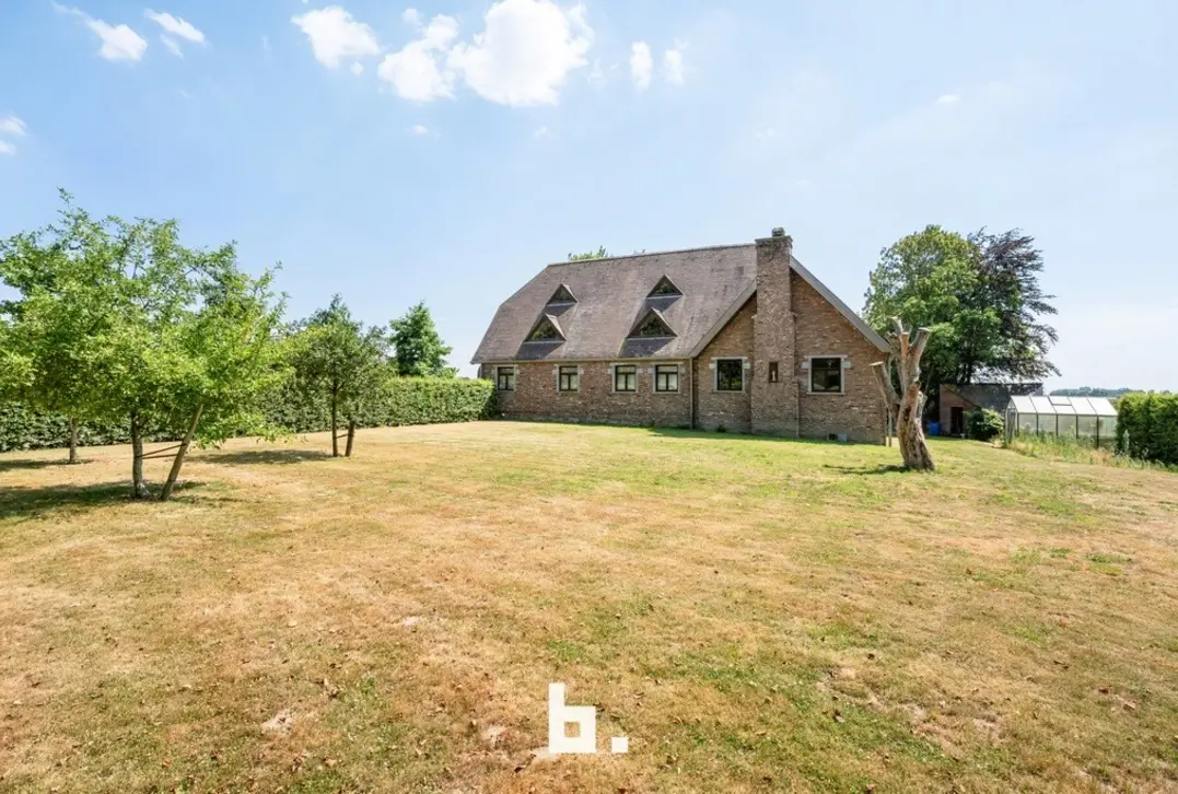 Exclusief wonen in een oase van groen, RIANTE villa met binnenzwembad op 4.192m²!  - Tielt
