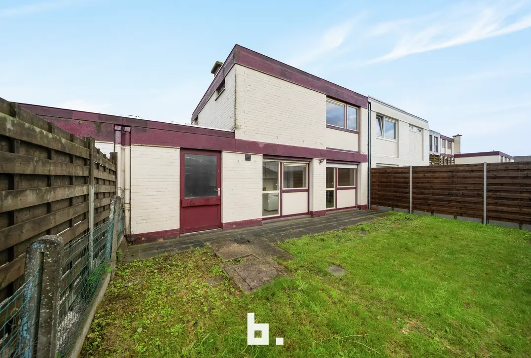 Energiezuinige woning met 3 slaapkamers, garage en tuin te Oostkamp - Oostkamp