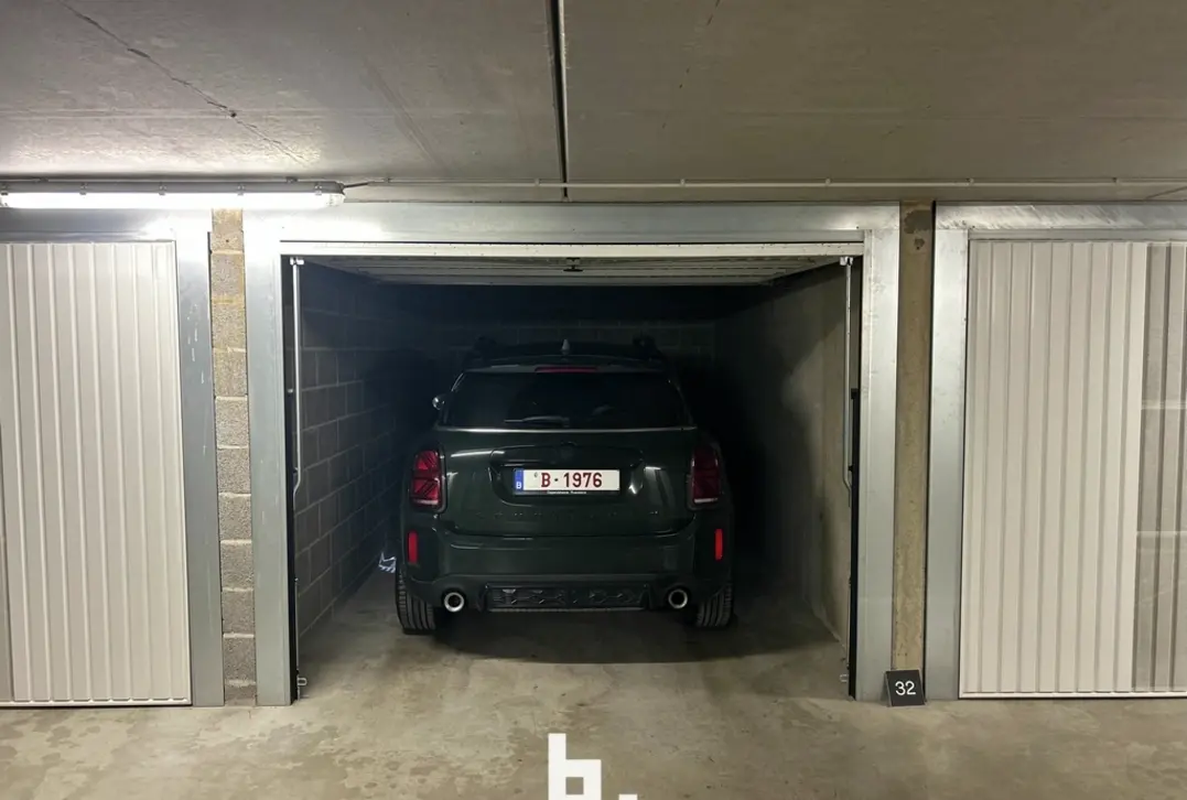 Ondergrondse garagebox nabij Ezelstraat Brugse binnenstad  - Brugge