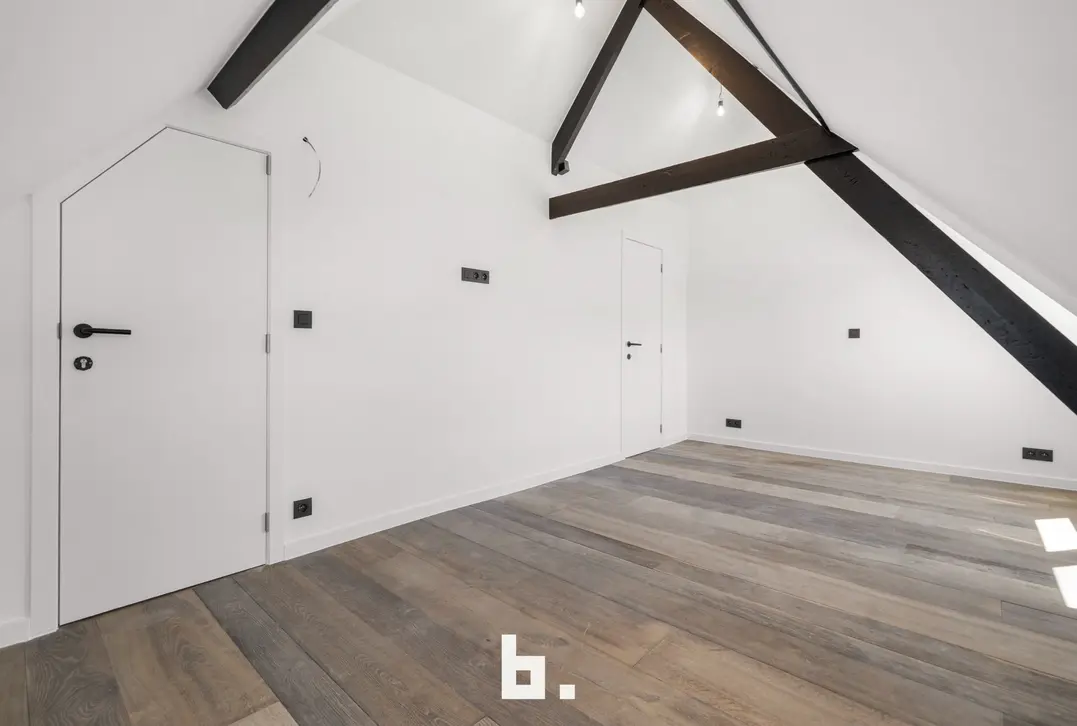 Instapklare woning met 2 slaapkamers op zeer centrale ligging. - Sint-Andries