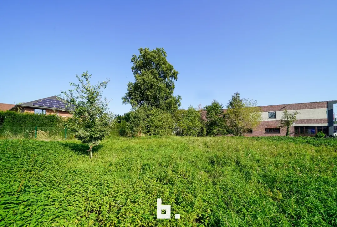 Zichtlocatie met mogelijkheid tot handel en wonen - Astene