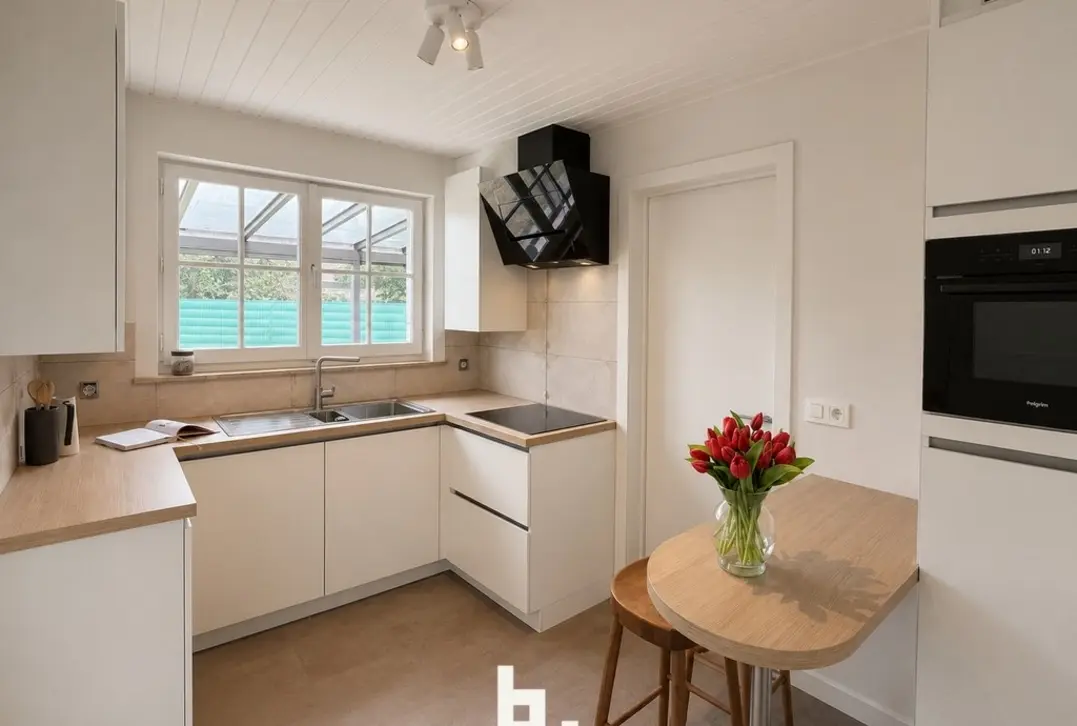 Instapklare alleenstaande woning op topligging - Oostkamp