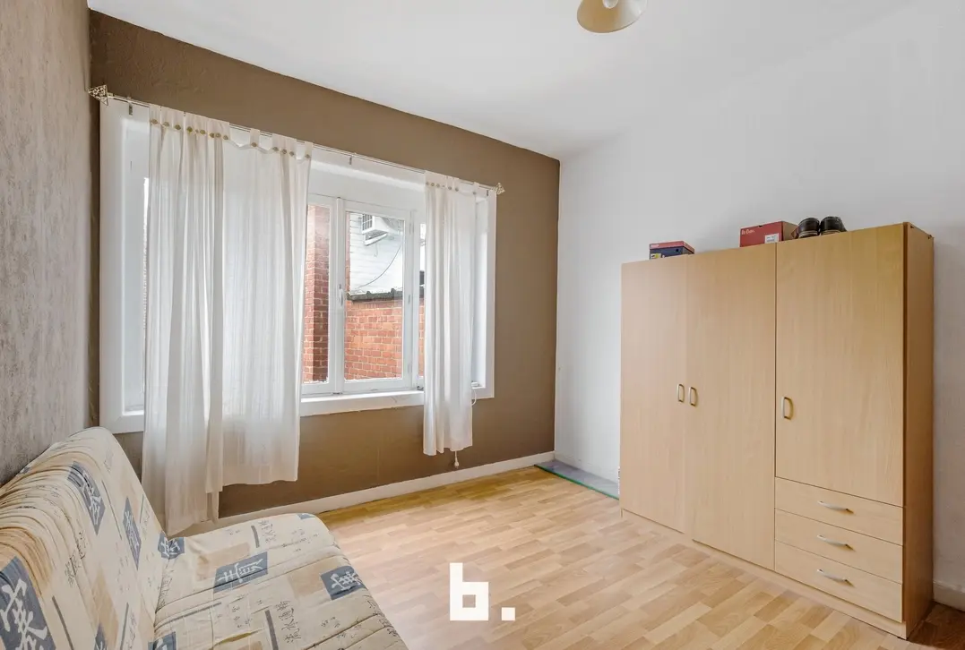 Handelshuis of investeringspand op fantastische ligging te Menen! - Menen - €315.000