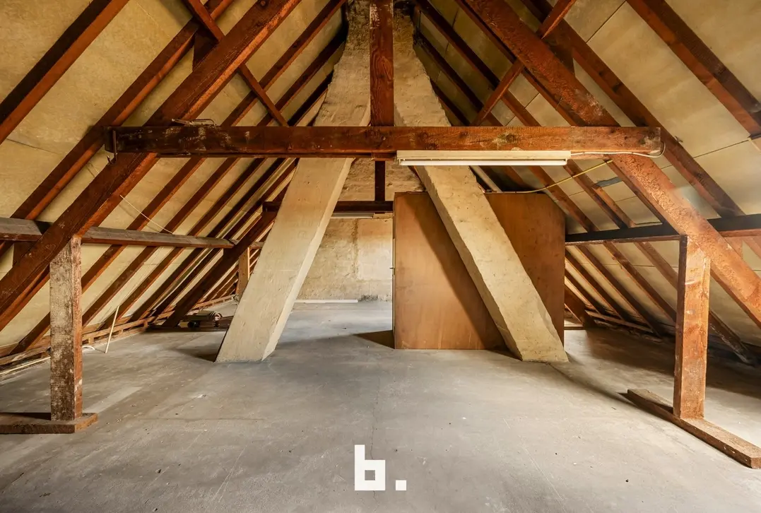 Verrassend ruime gezinswoning met 212 m² bewoonbare oppervlakte op toplocatie in Tielt - Tielt