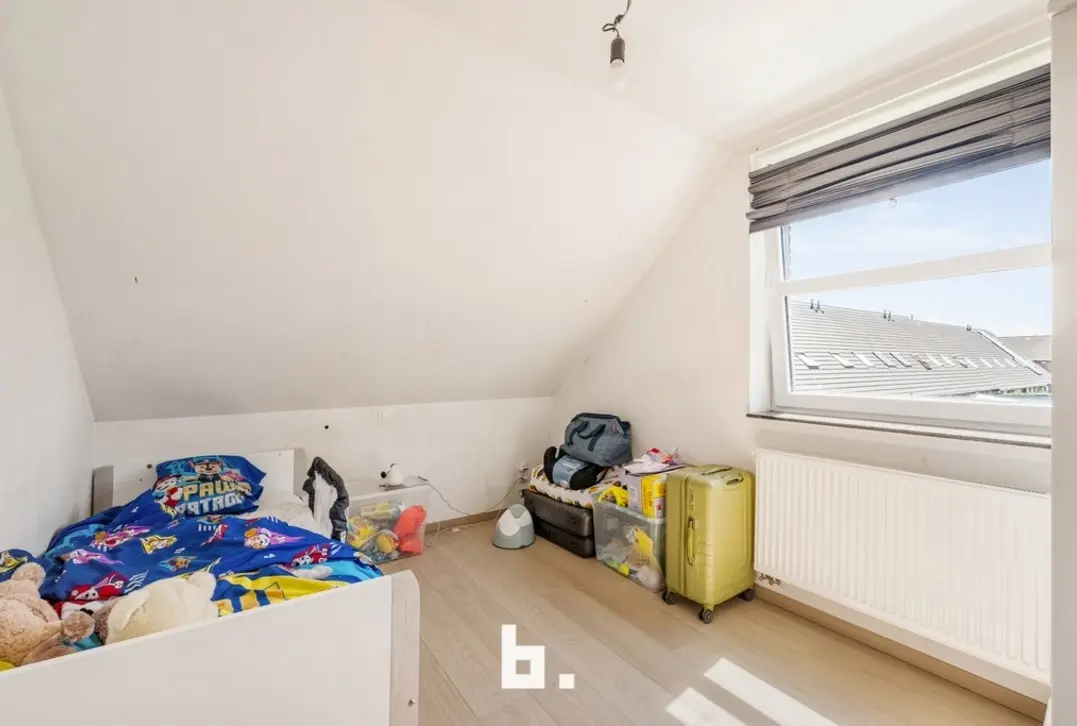 Instapklare en energiezuinige gezinswoning met 3 slaapkamers in een rustige woonomgeving te Roeselare - Roeselare