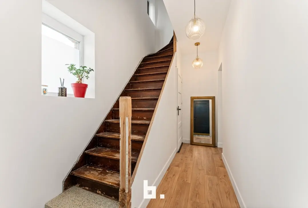 Gerenoveerde woning met grote tuin te Lauwe! - Lauwe - €299.000