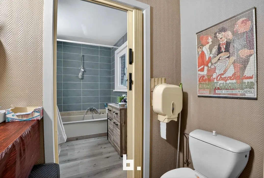 Tophorecazaak met woonst te koop op absolute A-locatie te Diksmuide - Diksmuide