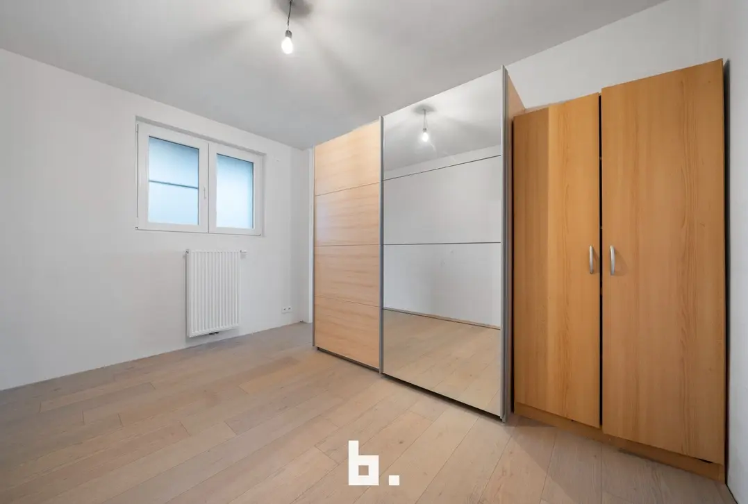 Prachtige nieuwbouwvilla met 4 ruime slaapkamers, inpandige garage en tuin - Zwevezele