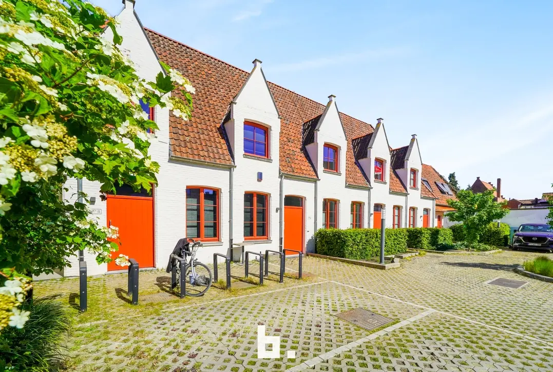 Tijdelijke gemeubelde verhuur - Moderne en ruime woning in hartje Brugge - Brugge